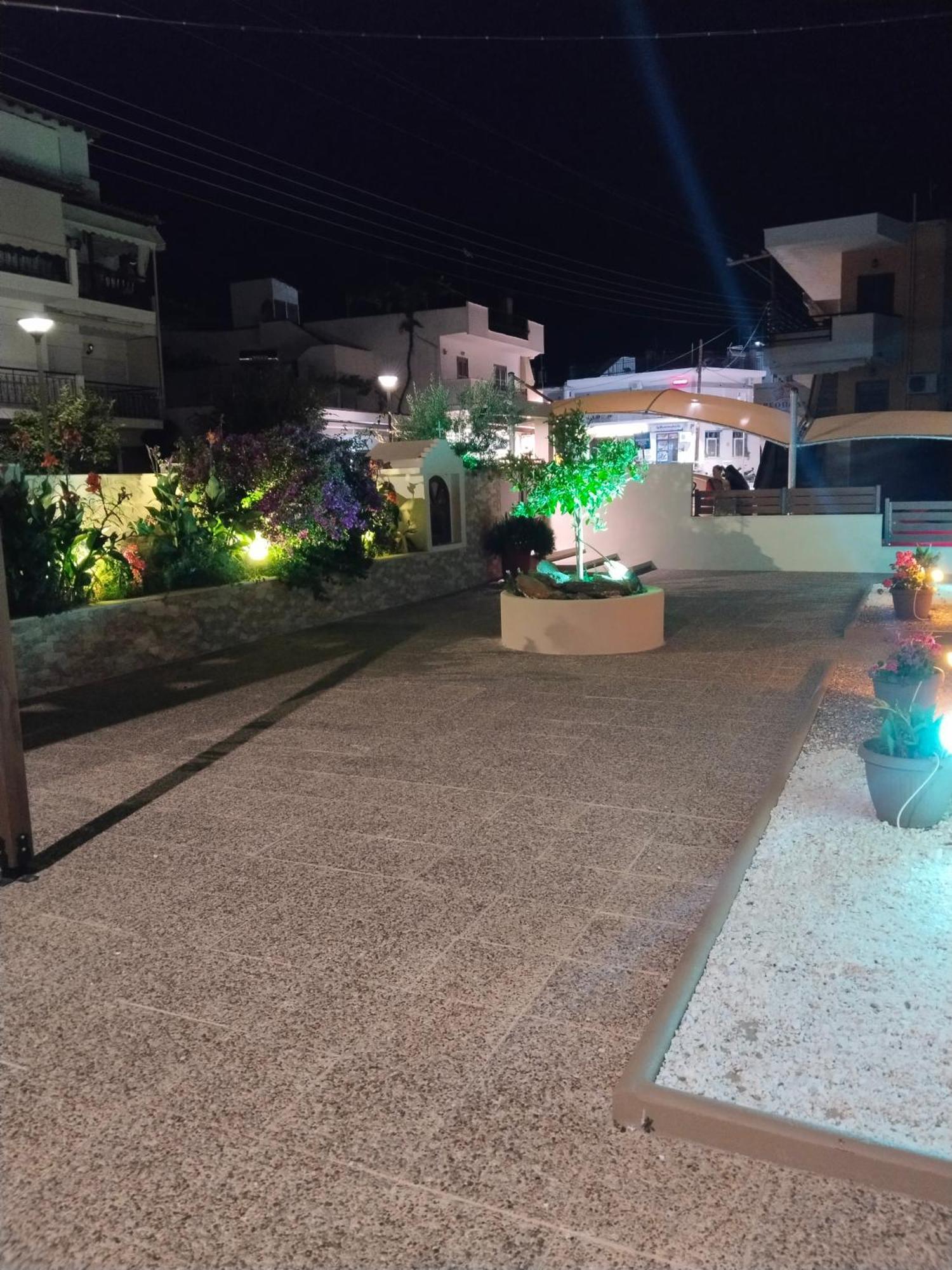 Theasis 3 Apartment